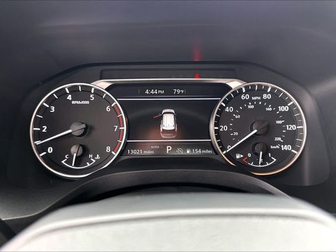 Used 2025 Nissan Rogue SV AWD/4WD image 26