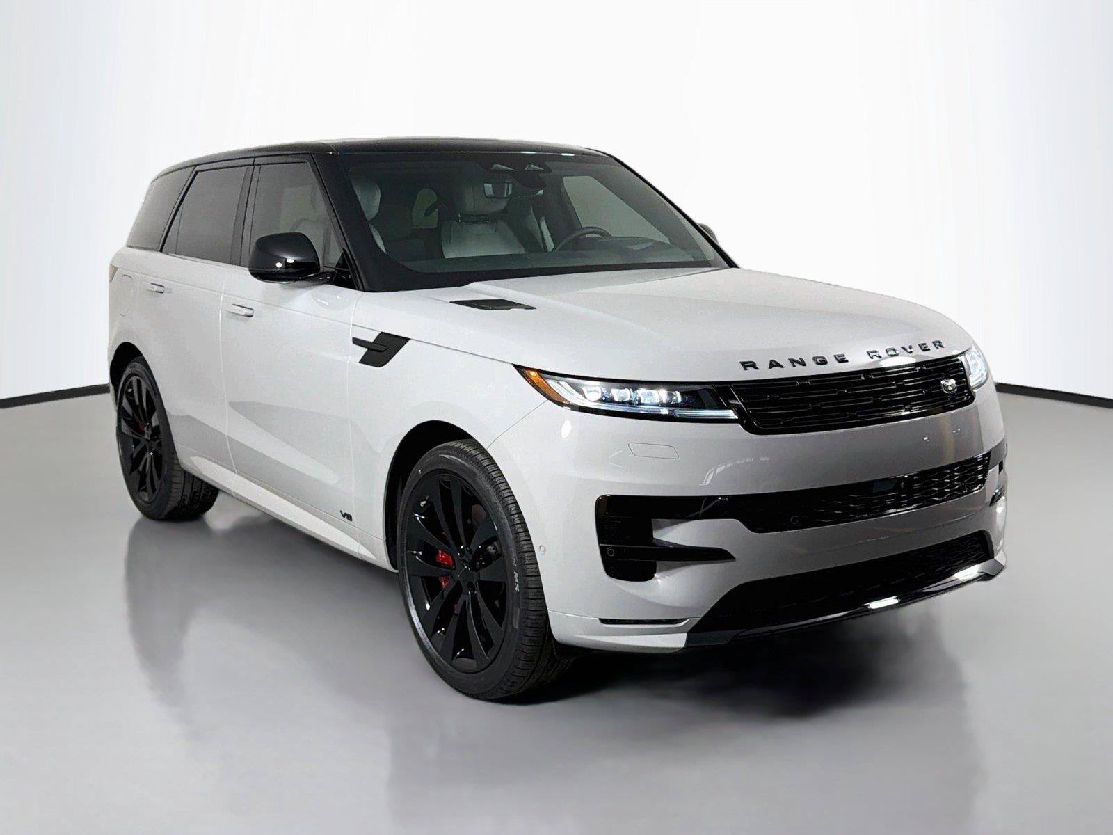New 2027 Land Rover Range Rover Sport Dynamic SE AWD/4WD image 3