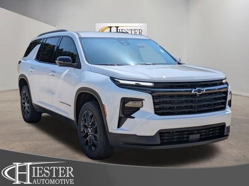 New 2026 Chevrolet Traverse LT w/ Midnight/Sport Edition FWD image 1