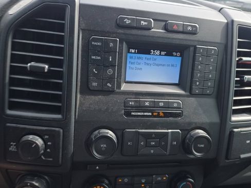 Used 2018 Ford F150 XL w/ Equipment Group 101A Mid AWD/4WD image 12