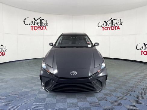 Used 2025 Toyota Camry LE w/ Convenience Package FWD image 5