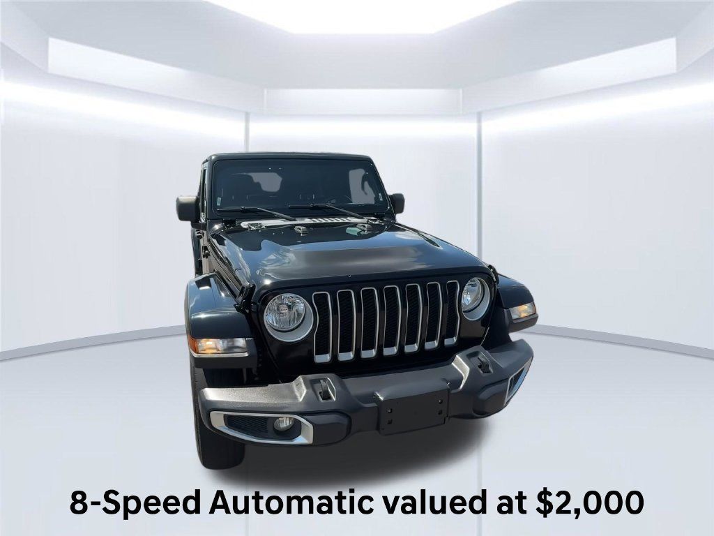 Used 2020 Jeep Wrangler Unlimited Sahara AWD/4WD image 2