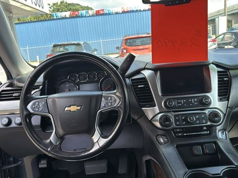 Used 2019 Chevrolet Suburban LT AWD/4WD image 11