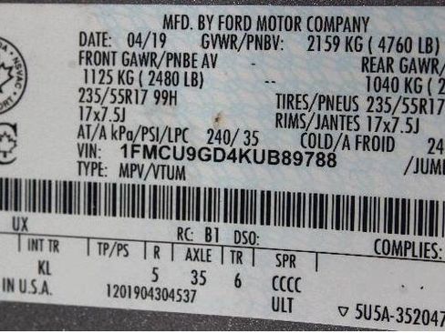 Used 2019 Ford Escape SE w/ Ford Safe & Smart Package AWD/4WD image 10