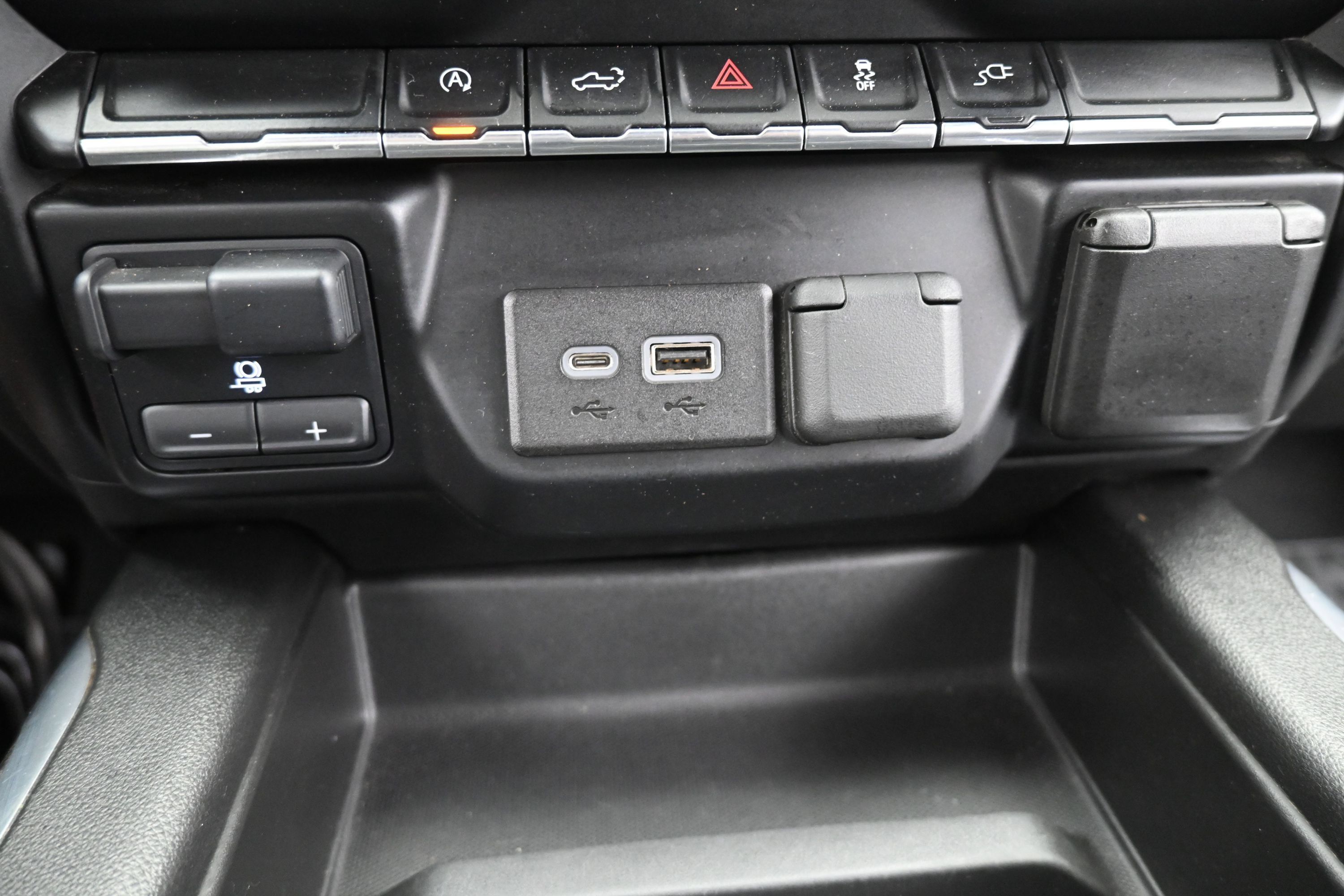 Used 2019 Chevrolet Silverado 1500 RST w/ All-Star Edition AWD/4WD image 24