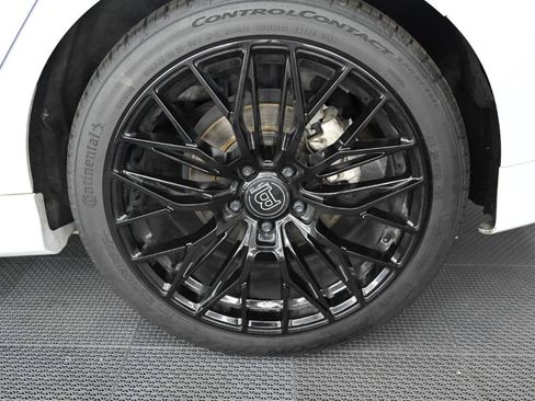 Used 2017 Ford Focus ST w/ Equipment Group 401A FWD image 43