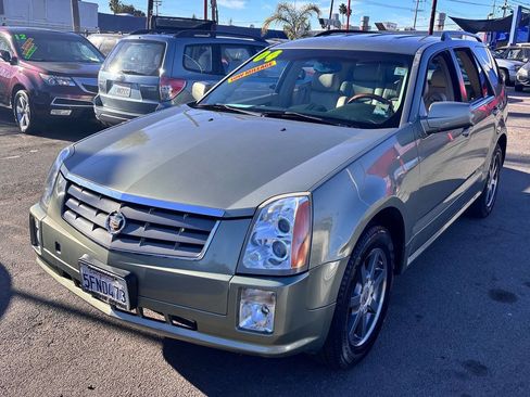 Used 2004 Cadillac SRX image 2