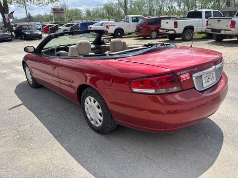 Used 2004 Chrysler Sebring LX image 8