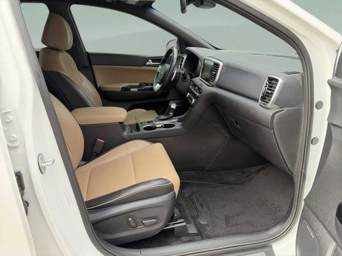 Used 2020 Kia Sportage SX image 16