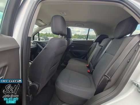 Used 2016 Chevrolet Trax LS FWD image 18