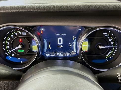 Used 2023 Jeep Wrangler Unlimited w/ Convenience Group image 16