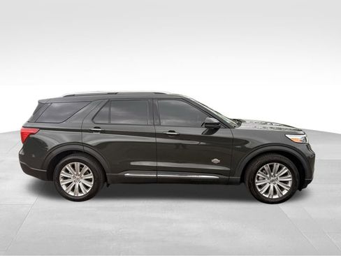 Used 2023 Ford Explorer King Ranch w/ Technology Package RWD image 9