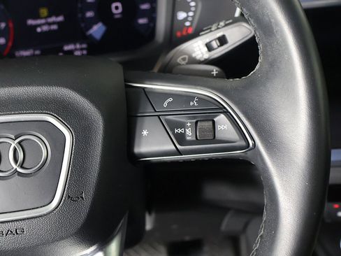 Used 2022 Audi Q3 2.0T Premium w/ Convenience Package image 38