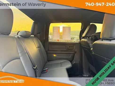 Used 2024 RAM 2500 Tradesman w/ Chrome Appearance Group image 25