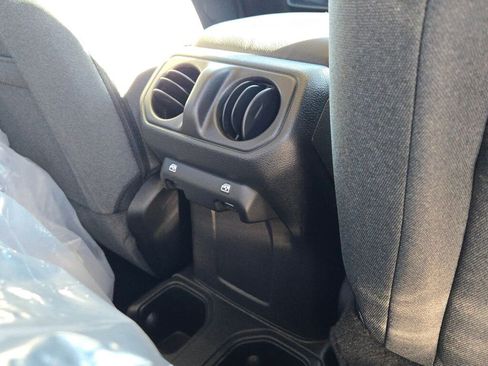 New 2026 Jeep Gladiator Sport image 10