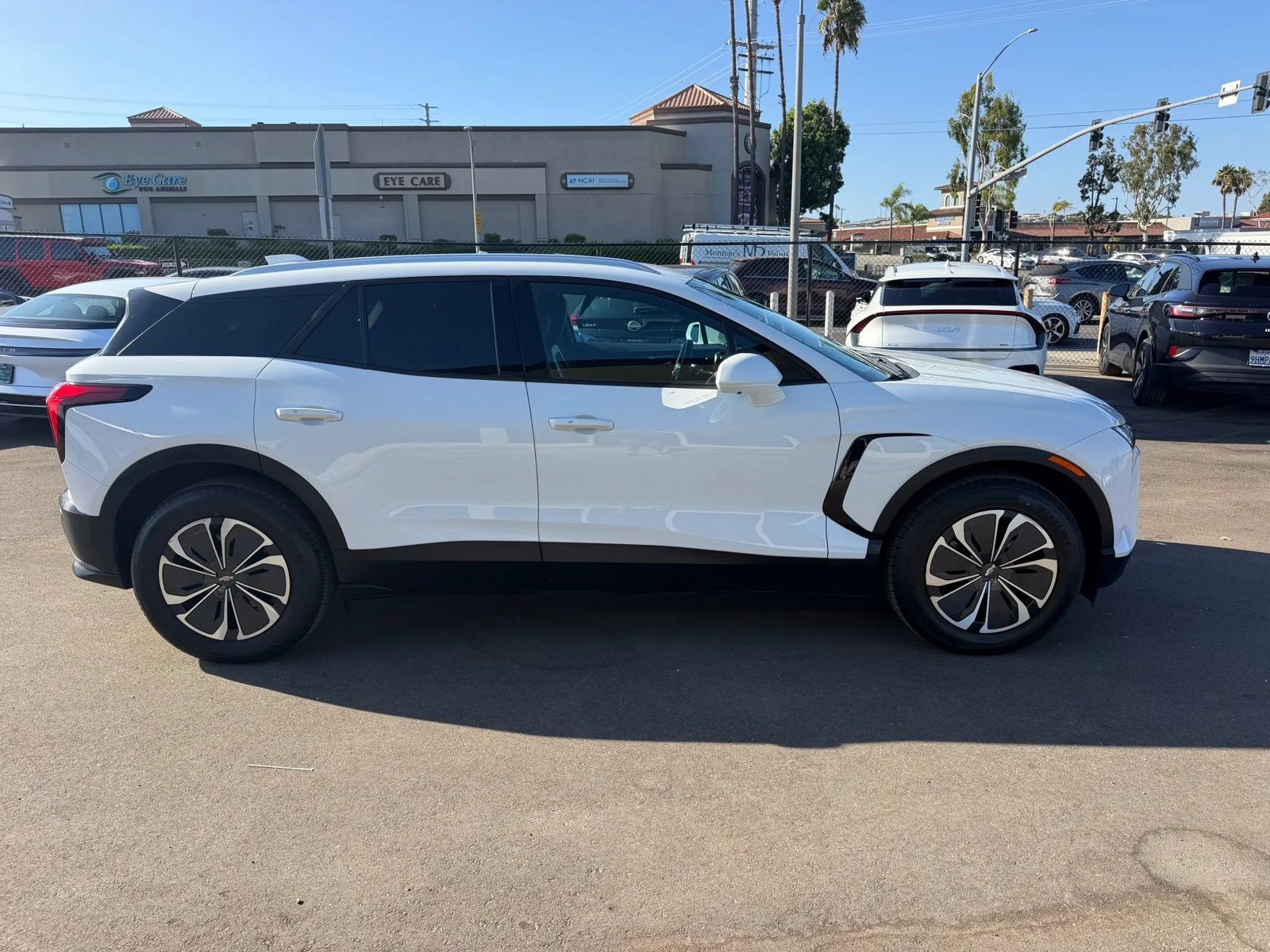 Used 2024 Chevrolet Blazer EV LT AWD/4WD image 4
