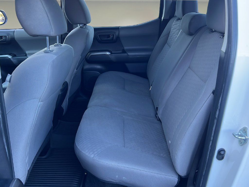 Certified 2022 Toyota Tacoma SR5 w/ Technology Package RWD image 12