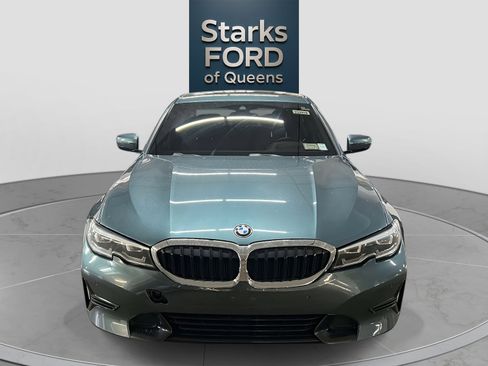 Used 2019 BMW 330i xDrive Sedan w/ Premium Package image 2