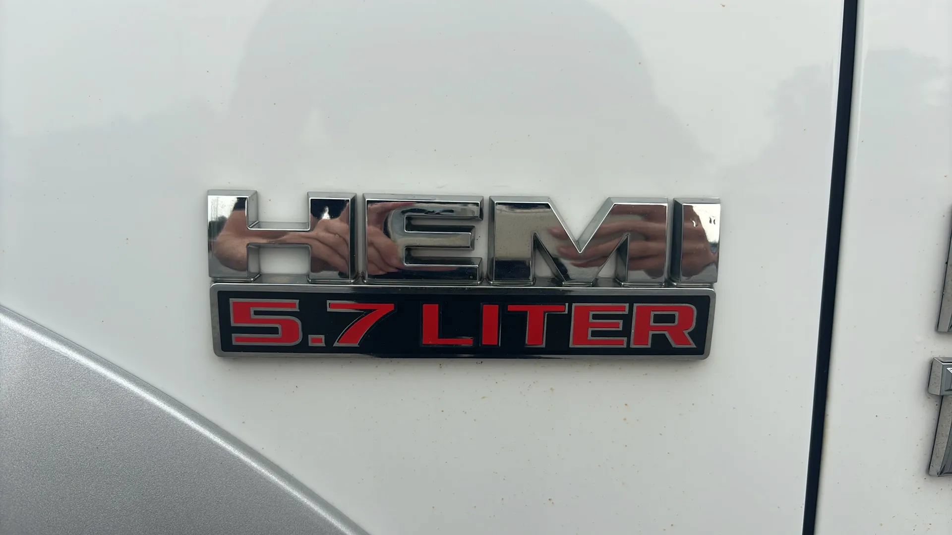 Used 2014 RAM 1500 Laramie w/ Convenience Group AWD/4WD image 14