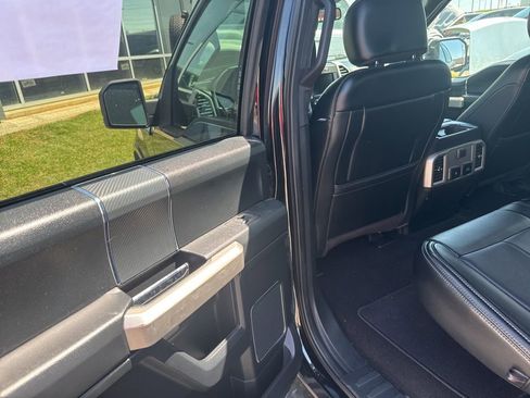 Used 2019 Ford F150 Lariat image 33