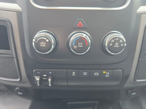 Used 2017 RAM 3500 Tradesman w/ Chrome Appearance Group image 26