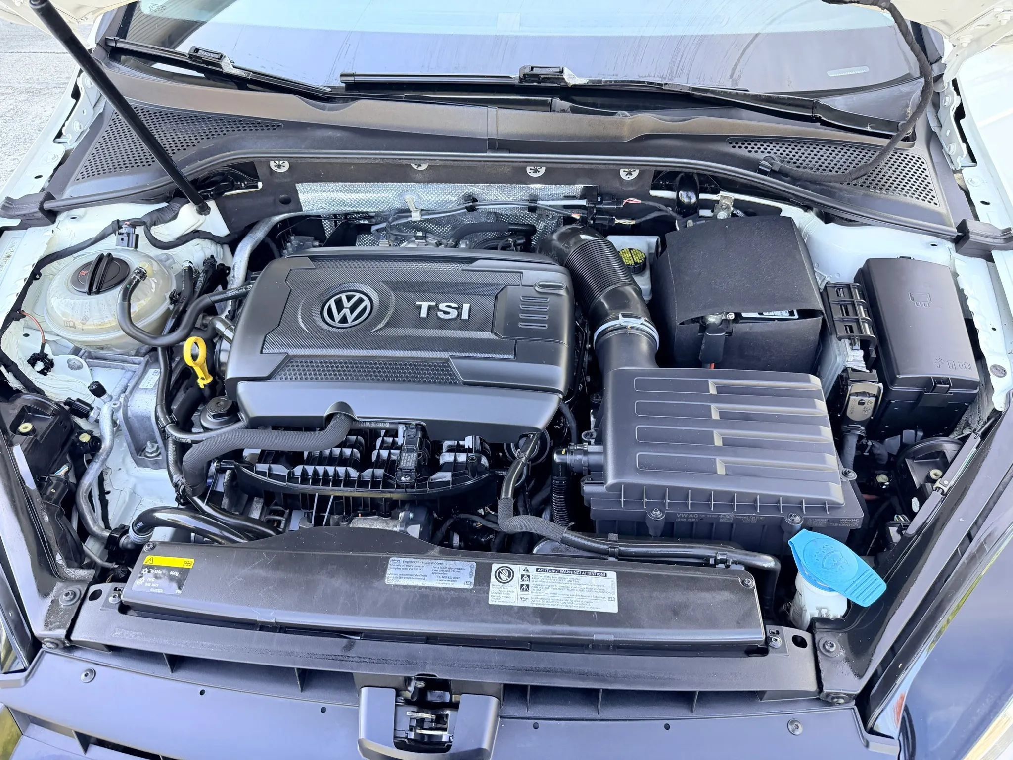Used 2015 Volkswagen Golf SE FWD image 17