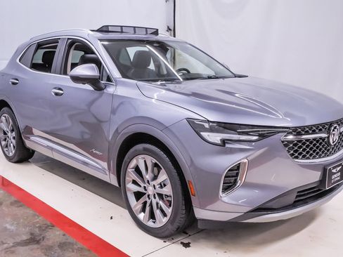 Used 2021 Buick Envision Avenir w/ Technology Package II image 5