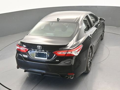 Used 2020 Toyota Camry SE image 44