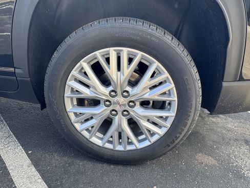 New 2026 GMC Acadia Elevation FWD image 7