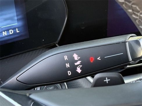 New 2026 Chevrolet Equinox LT w/ Convenience Package II image 17