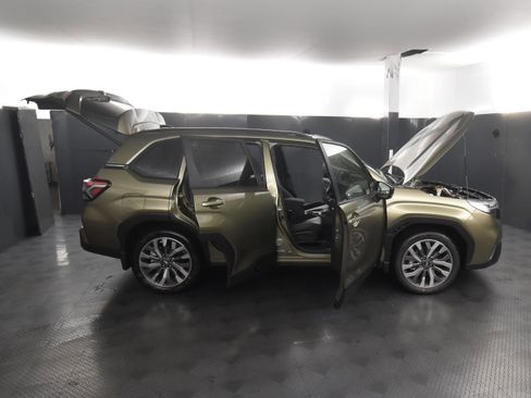 New 2025 Subaru Forester Touring image 37