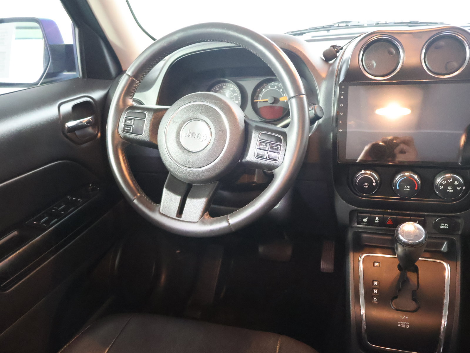 Used 2016 Jeep Patriot High Altitude AWD/4WD image 22