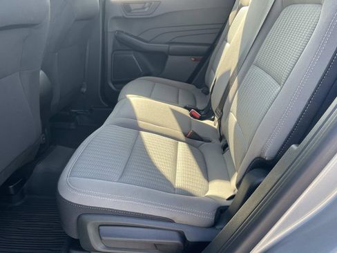 Used 2022 Ford Escape S image 12