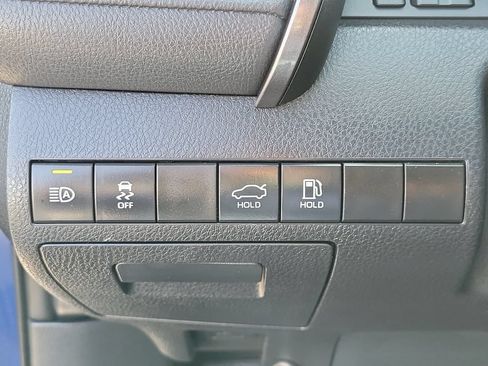 Used 2024 Toyota Camry SE FWD image 23