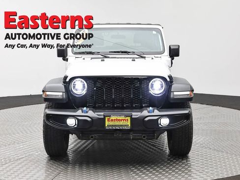 Used 2023 Jeep Wrangler Unlimited w/ Cold Weather Group AWD/4WD image 2