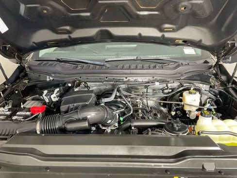 Used 2023 Ford F350 XLT w/ Black Appearance Package image 9