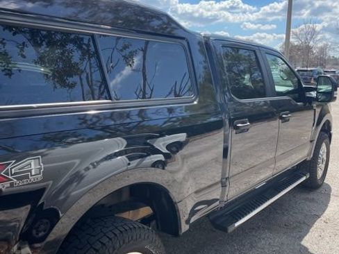 Used 2020 Ford F250 XL w/ STX Appearance Package image 3