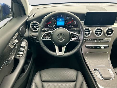 Used 2022 Mercedes-Benz GLC 300 GLC 300 image 10