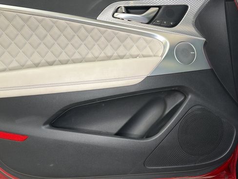 Used 2022 Genesis G70 3.3T RWD image 20