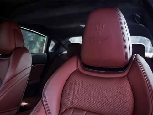 Certified 2022 Maserati Quattroporte Trofeo image 14