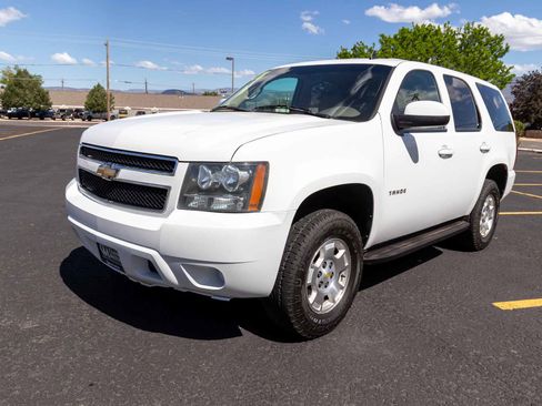 Used 2011 Chevrolet Tahoe LS AWD/4WD image 8