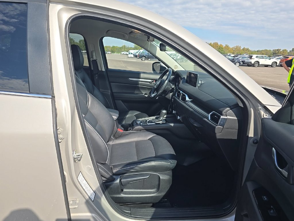 Used 2025 MAZDA CX-5 AWD 2.5 S w/ Select Package image 7