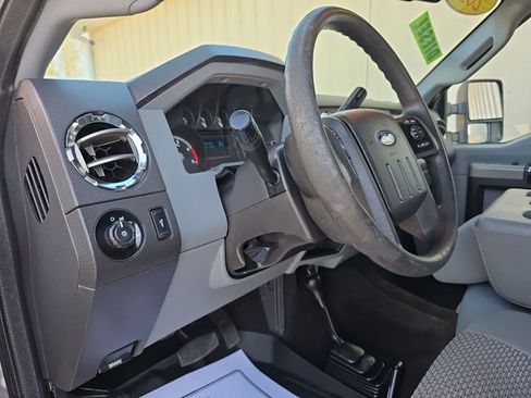 Used 2016 Ford F250 XLT image 14