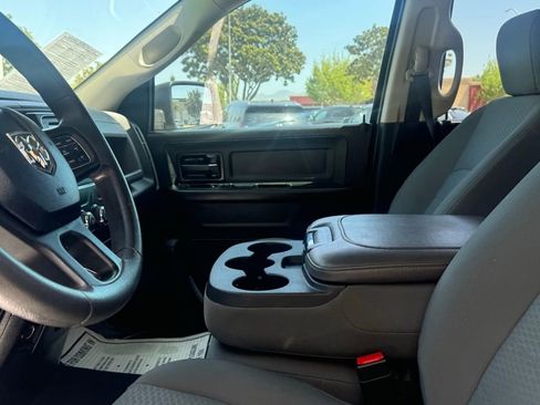 Used 2018 RAM 1500 Express RWD image 13