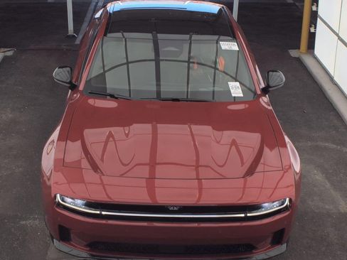 Used 2024 Dodge Charger Daytona Scat Pack w/ Plus Group image 3