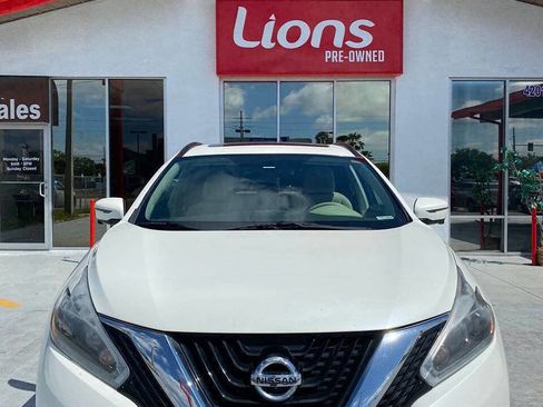 Used 2018 Nissan Murano SV w/ Premium Package image 13