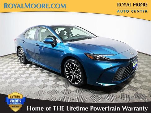 New 2026 Toyota Camry XLE image 1