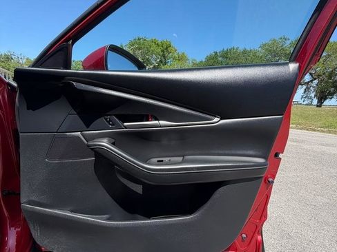 Used 2021 MAZDA CX-30 FWD 2.5 S w/ Select Package image 13