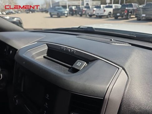 Used 2022 RAM 2500 Tradesman w/ Chrome Appearance Group image 23