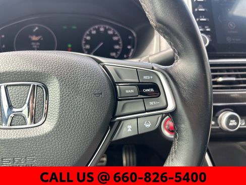 Used 2018 Honda Accord Sport image 16